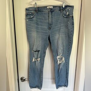 Abercrombie & Fitch The Skinny High Rise Jean, size 35 short, great condition